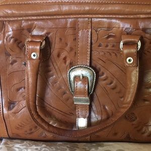 Beautiful leather Western purse